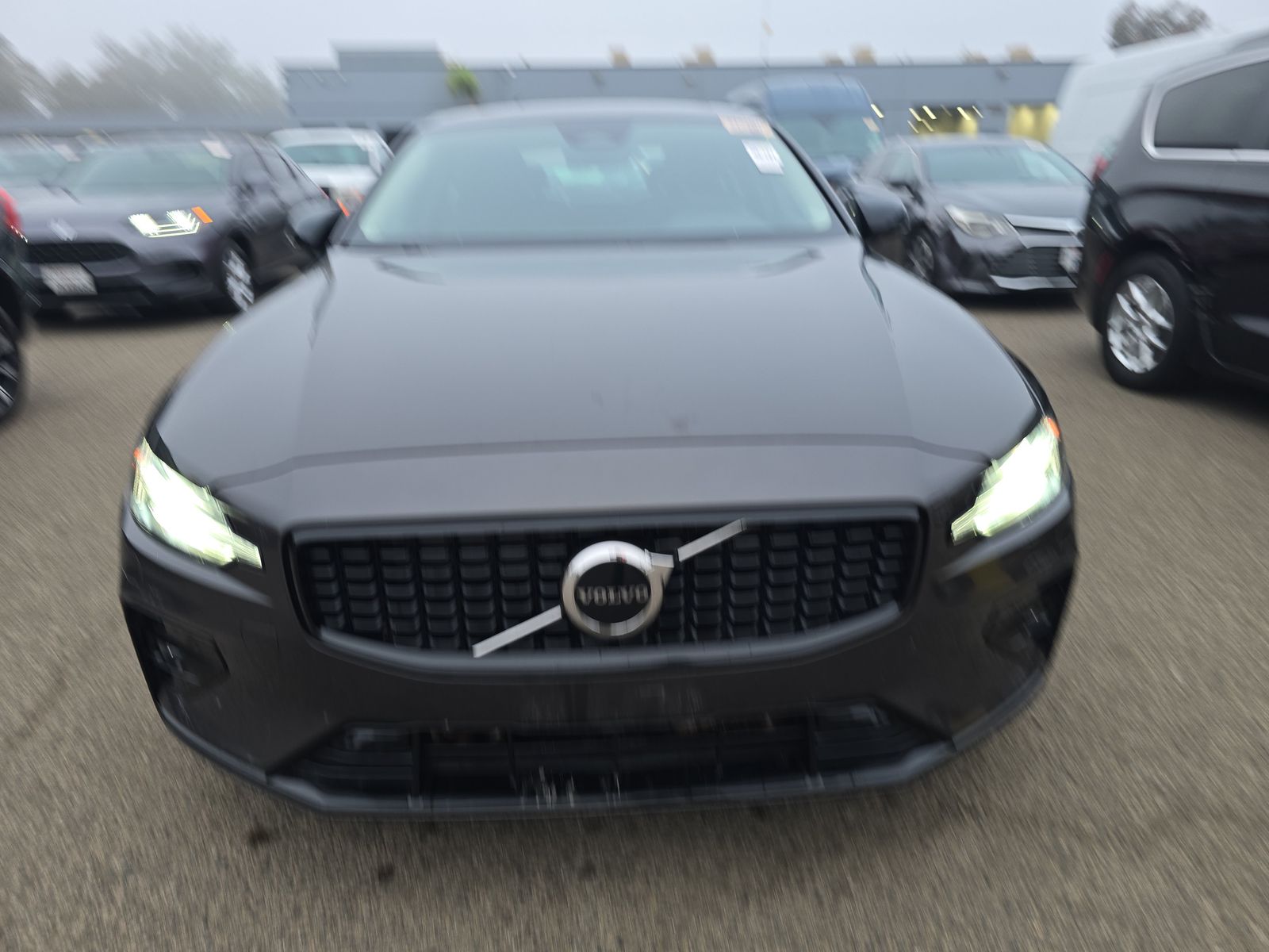 2025 Volvo S60 B5 Core AWD