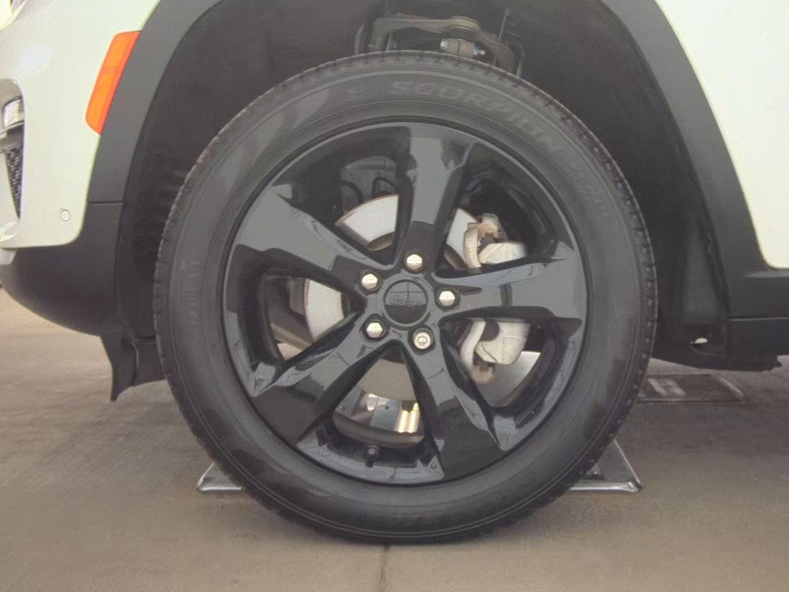 2023 Jeep Grand Cherokee Limited AWD