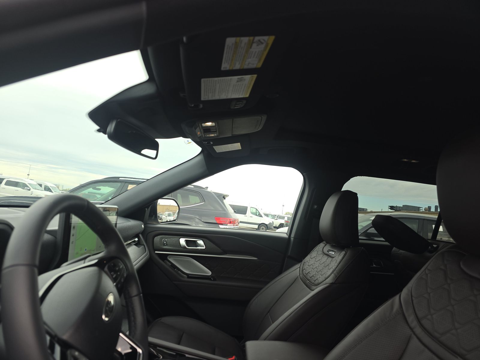 2025 Ford Explorer Platinum AWD