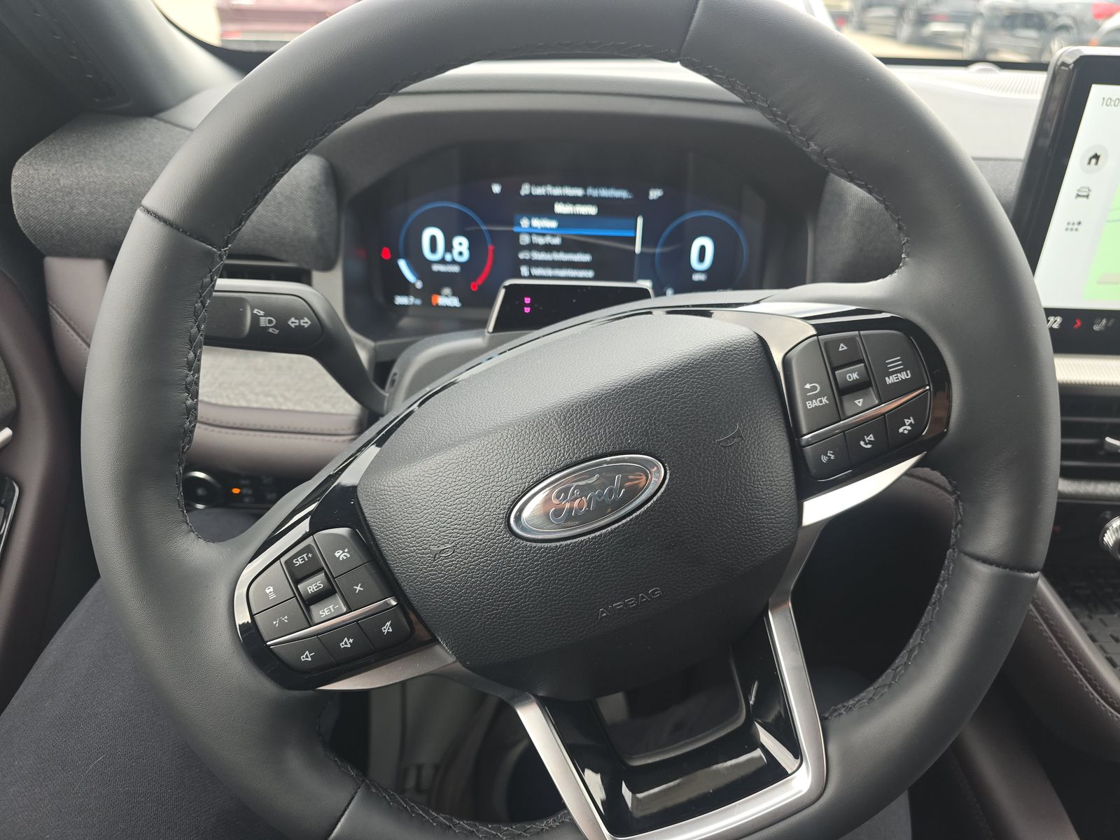 2025 Ford Explorer Platinum AWD