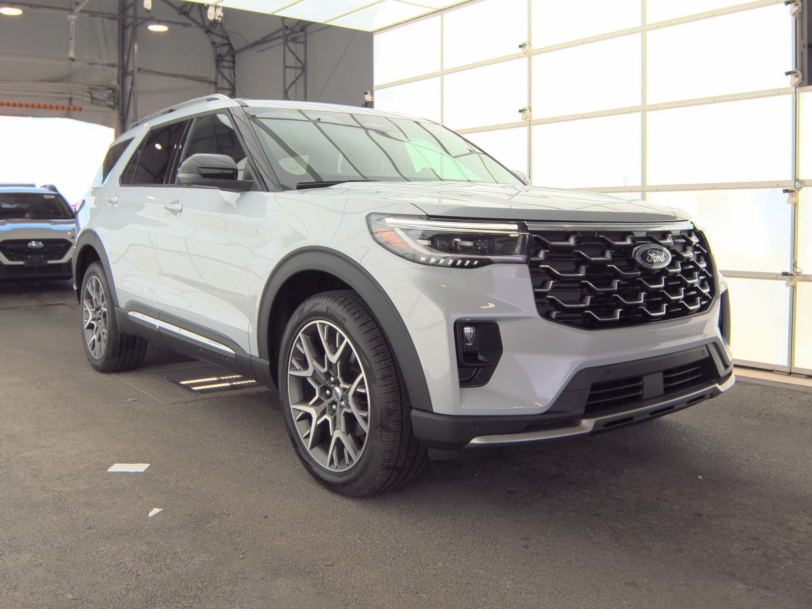 2025 Ford Explorer Platinum AWD