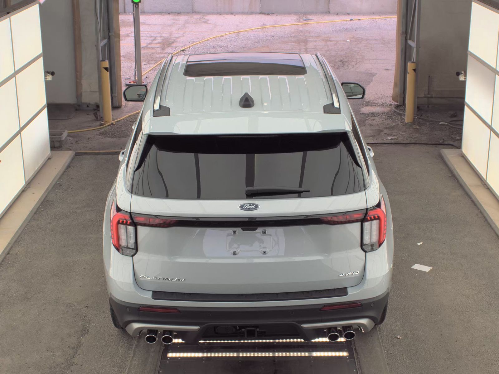 2025 Ford Explorer Platinum AWD