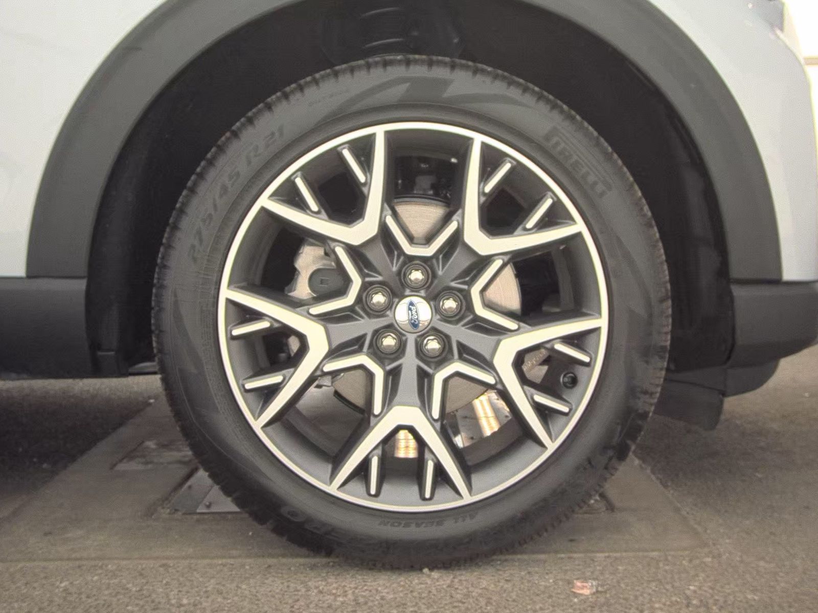 2025 Ford Explorer Platinum AWD