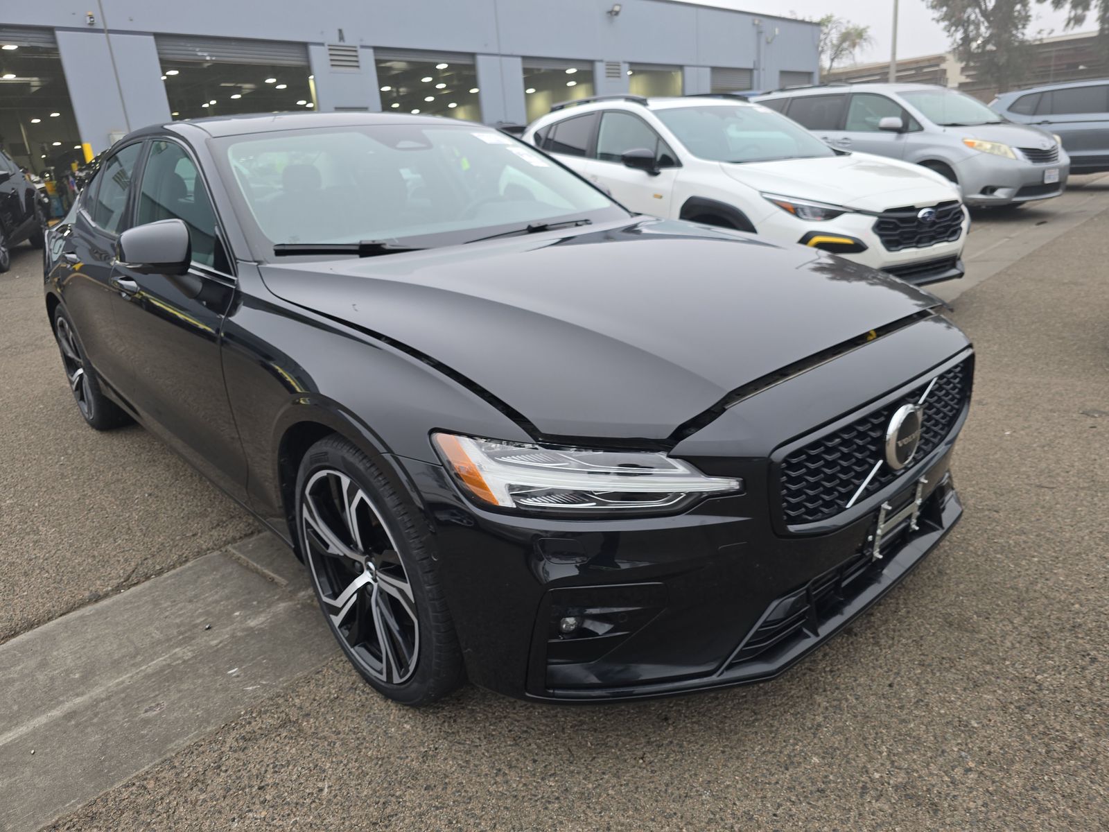 2025 Volvo S60 B5 Plus AWD