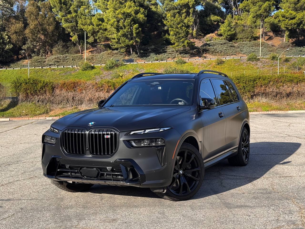 2023 BMW X7 M60i AWD
