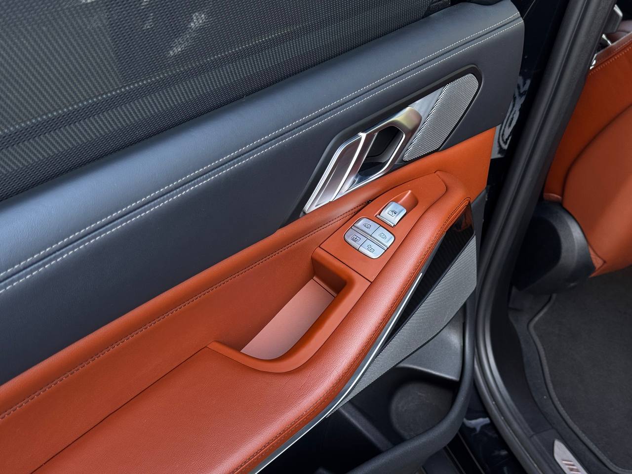 2023 BMW X7 M60i AWD