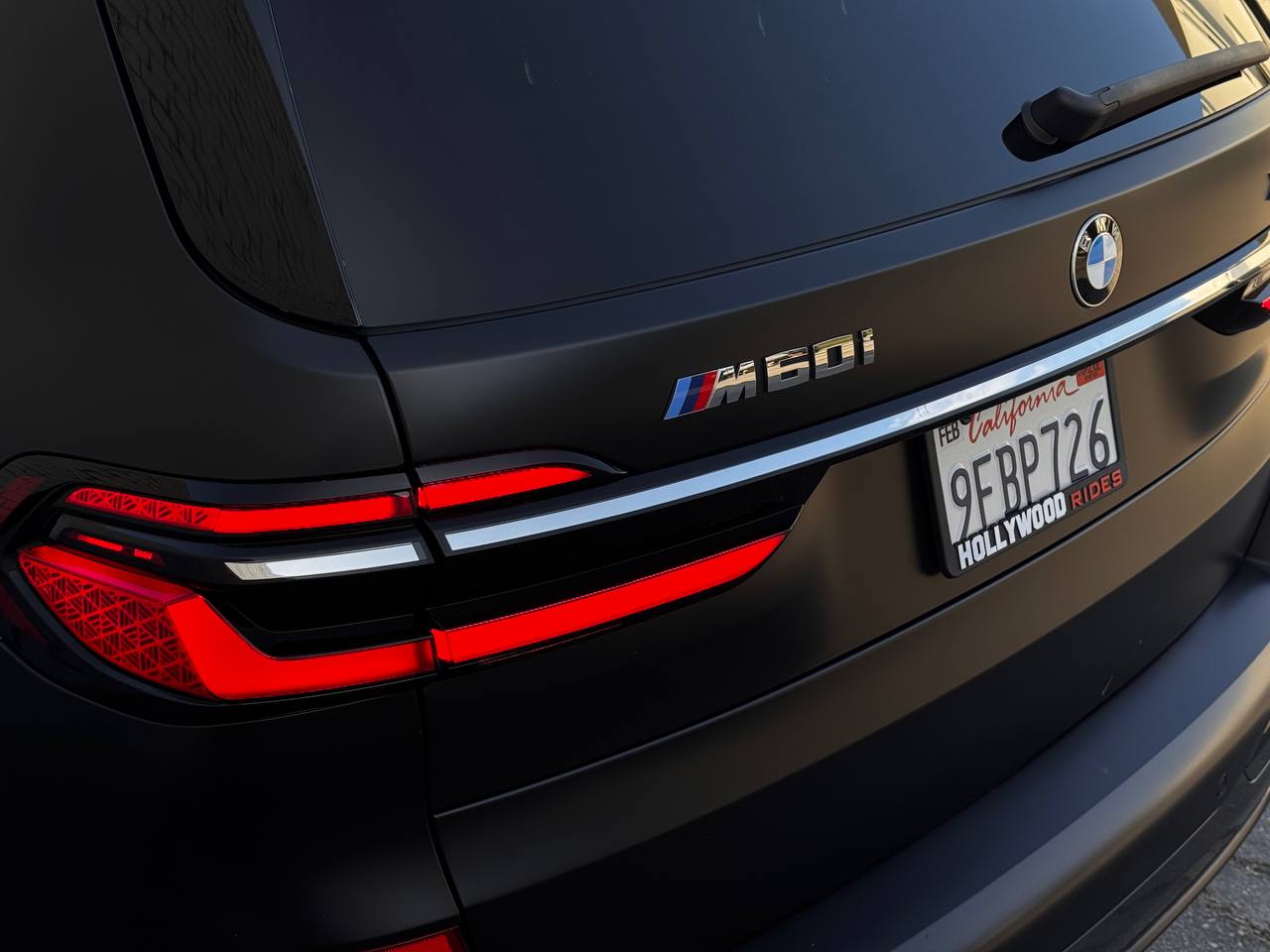 2023 BMW X7 M60i AWD