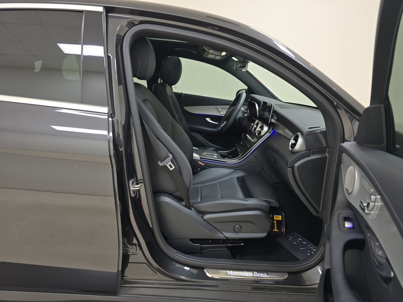 2023 Mercedes-Benz GLC GLC 300 AWD