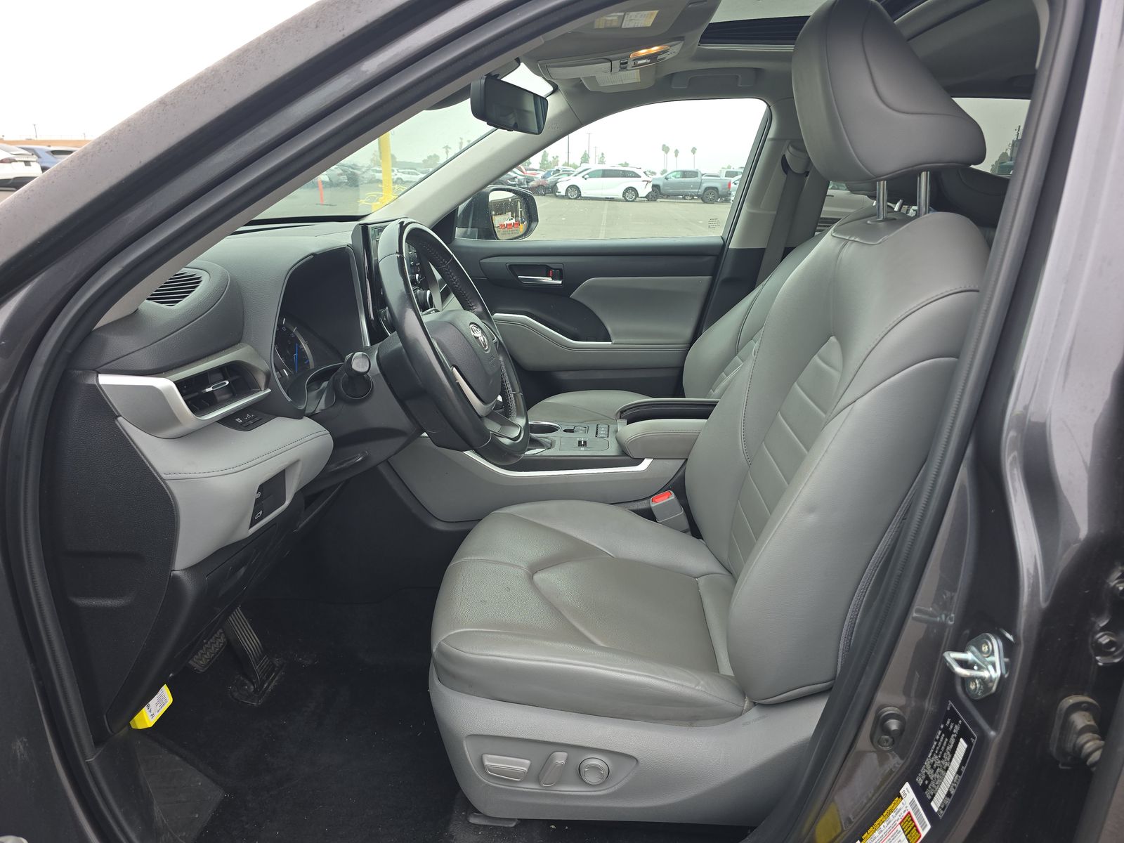 2022 Toyota Highlander Hybrid XLE AWD