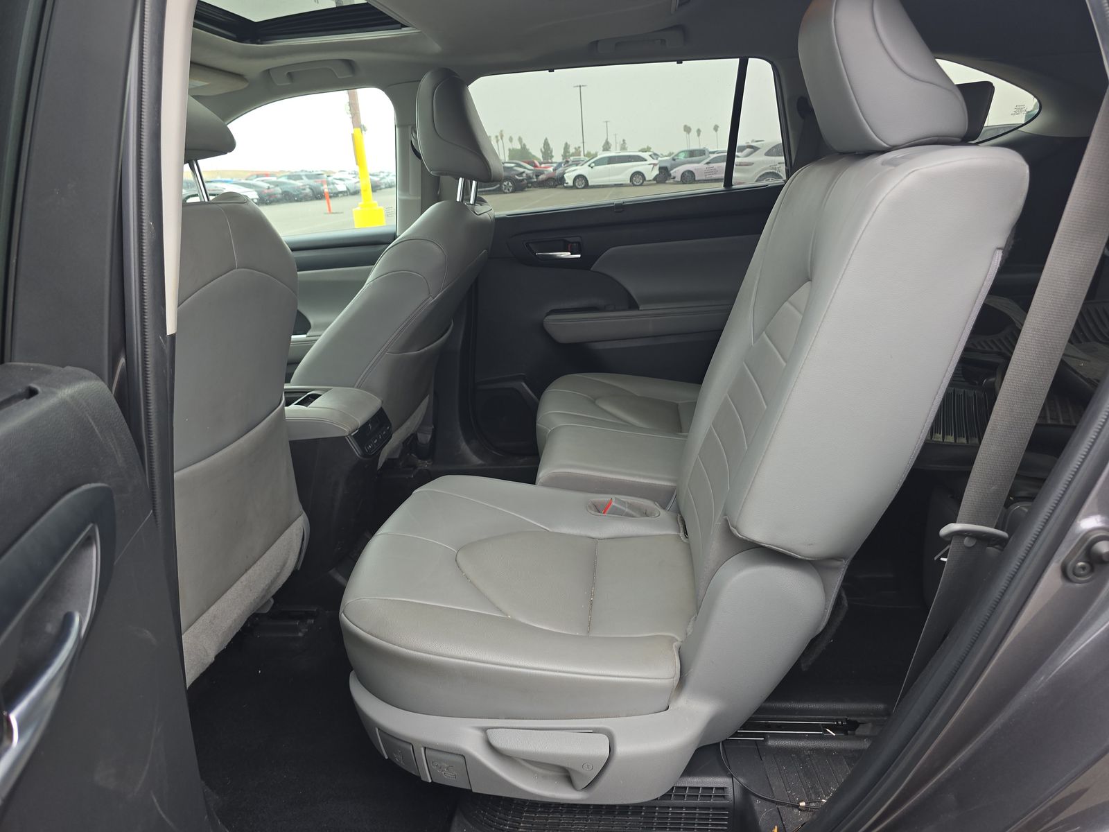 2022 Toyota Highlander Hybrid XLE AWD