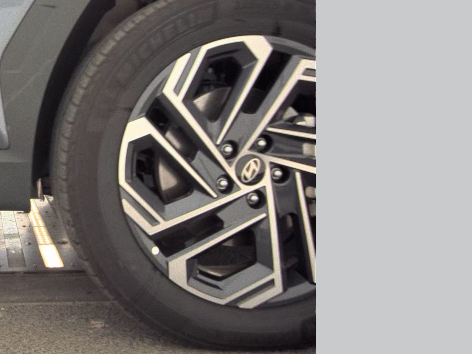 2025 Hyundai Tucson Hybrid Limited AWD