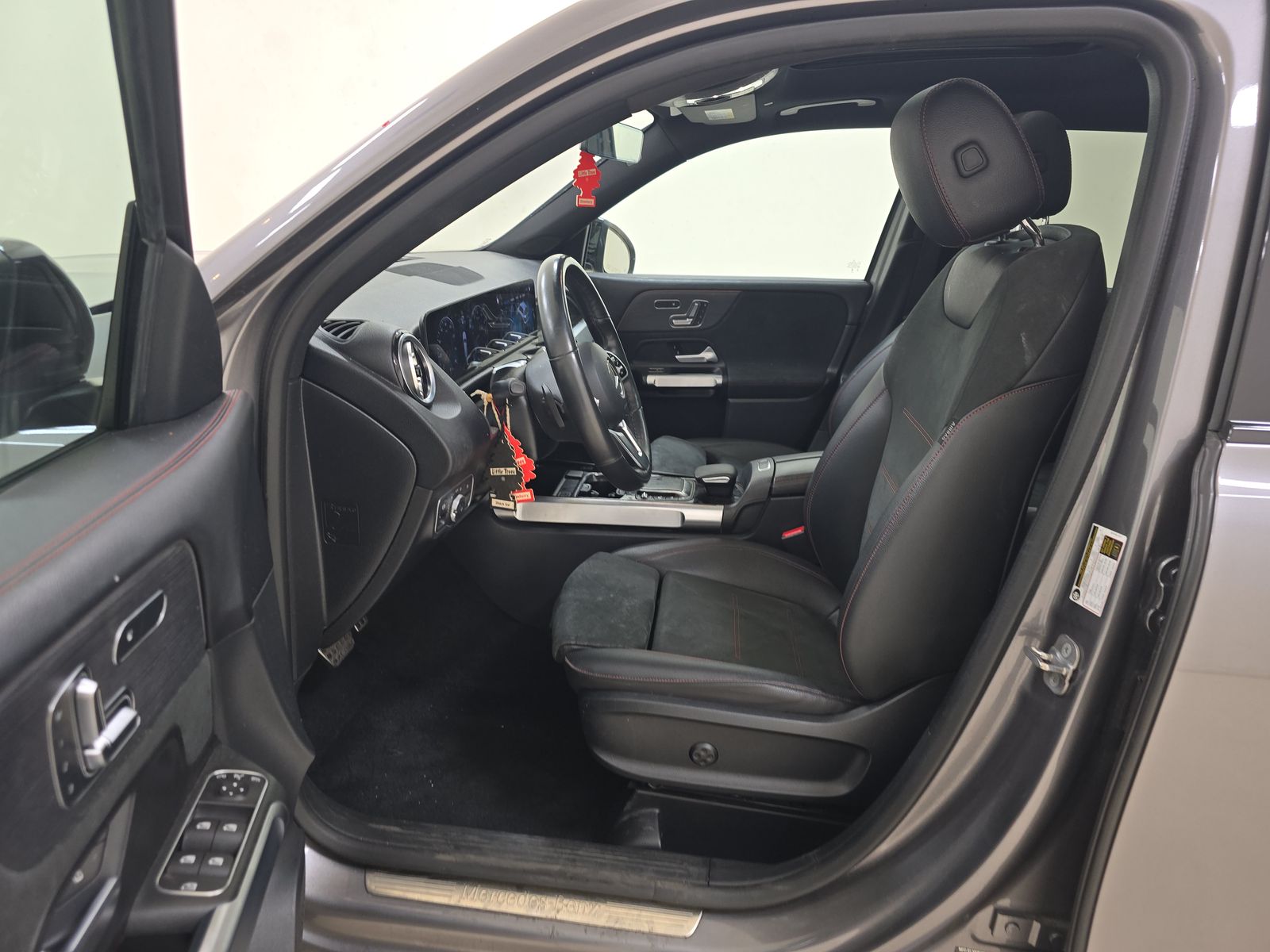 2023 Mercedes-Benz GLB GLB 250 FWD