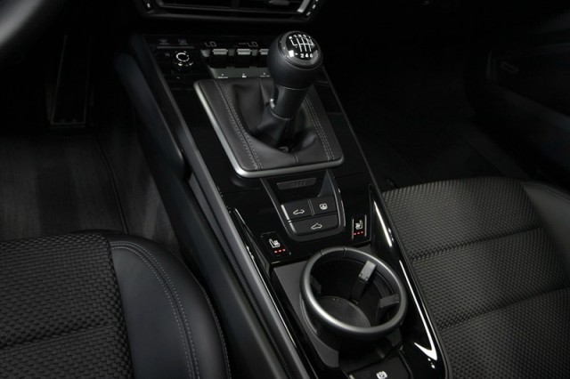 2024 Porsche 911 Carrera T RWD