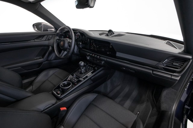 2024 Porsche 911 Carrera T RWD