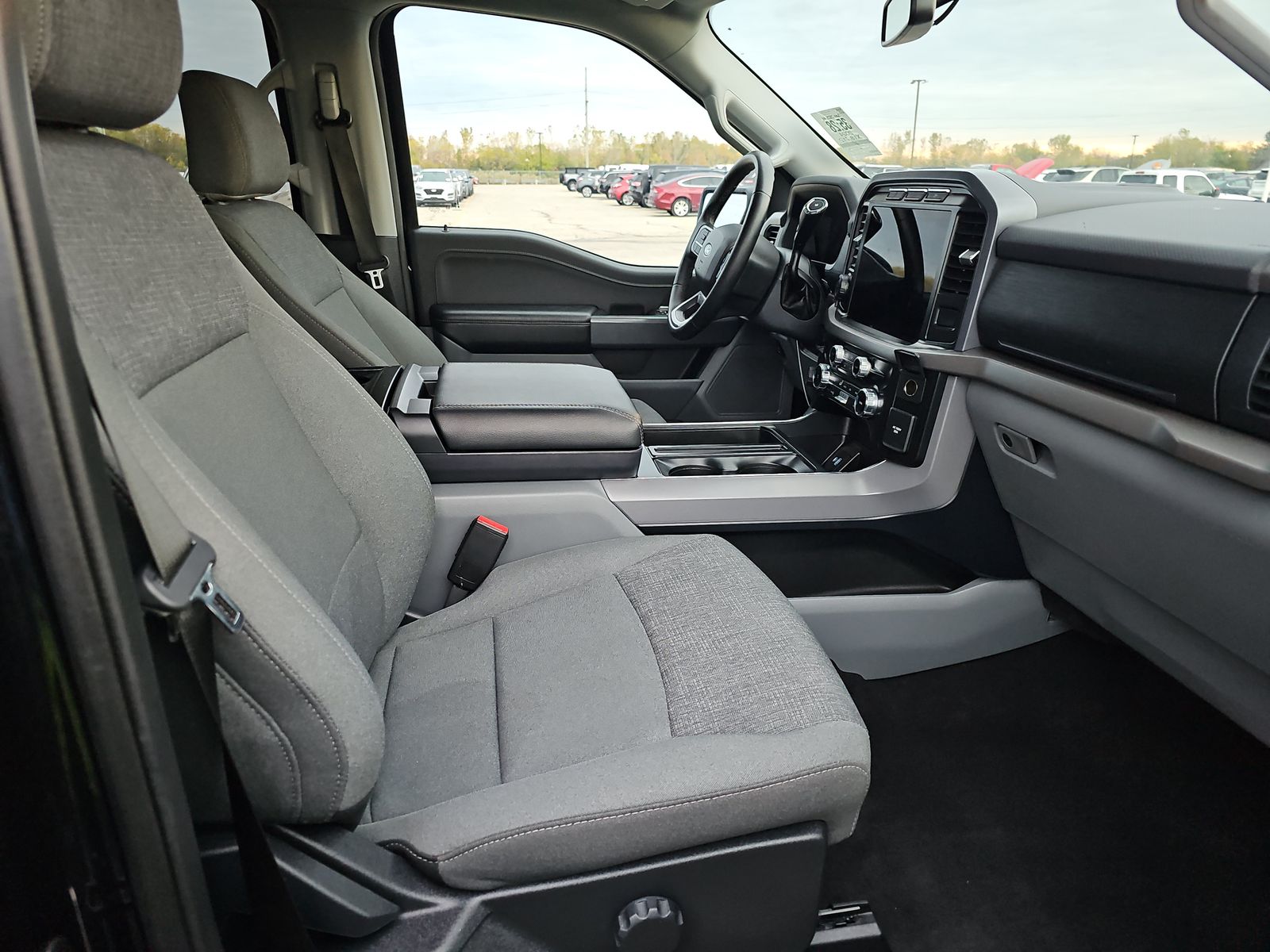 2024 Ford F-150 Hybrid XLT AWD