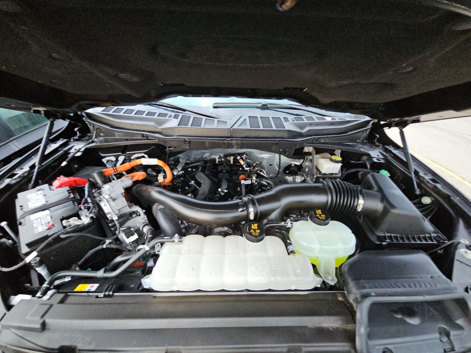 2024 Ford F-150 Hybrid XLT AWD