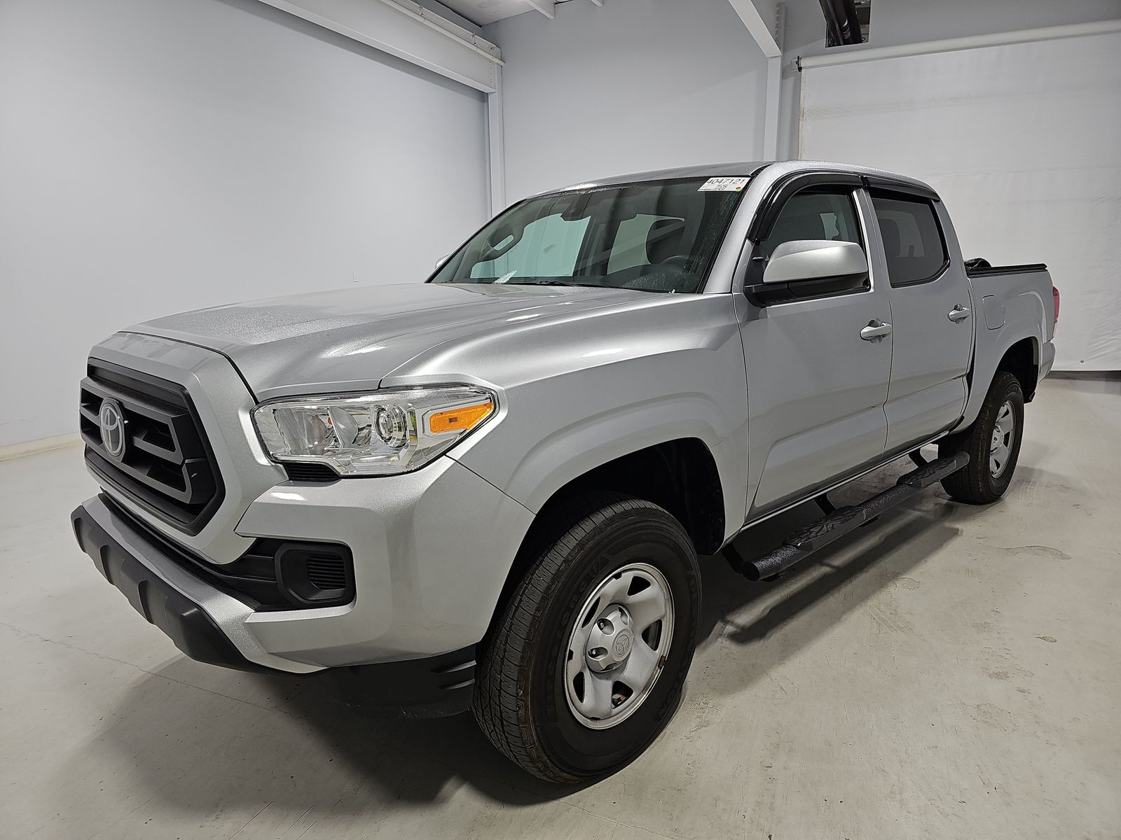 2022 Toyota Tacoma SR AWD