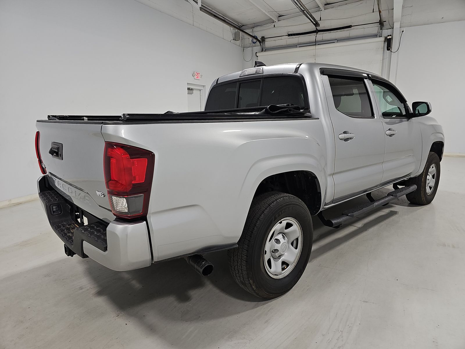 2022 Toyota Tacoma SR AWD