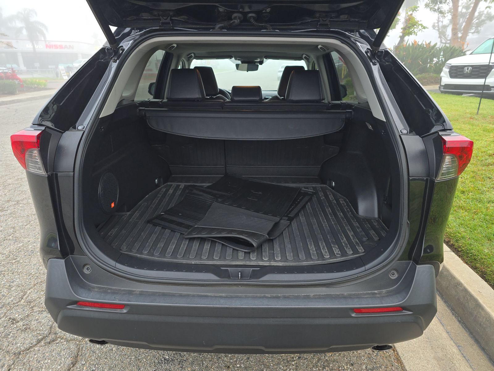 2020 Toyota RAV4 XLE Premium FWD