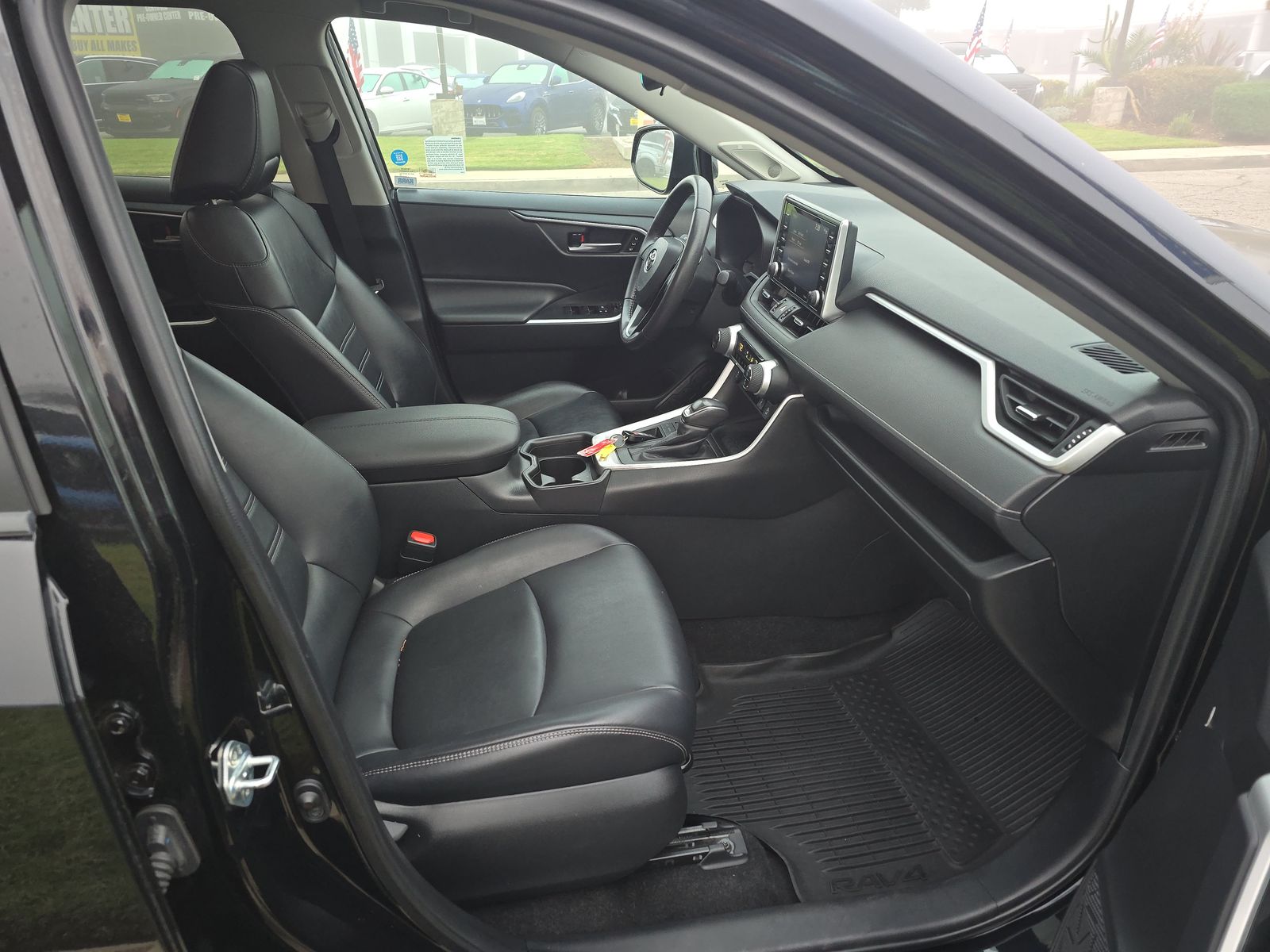 2020 Toyota RAV4 XLE Premium FWD