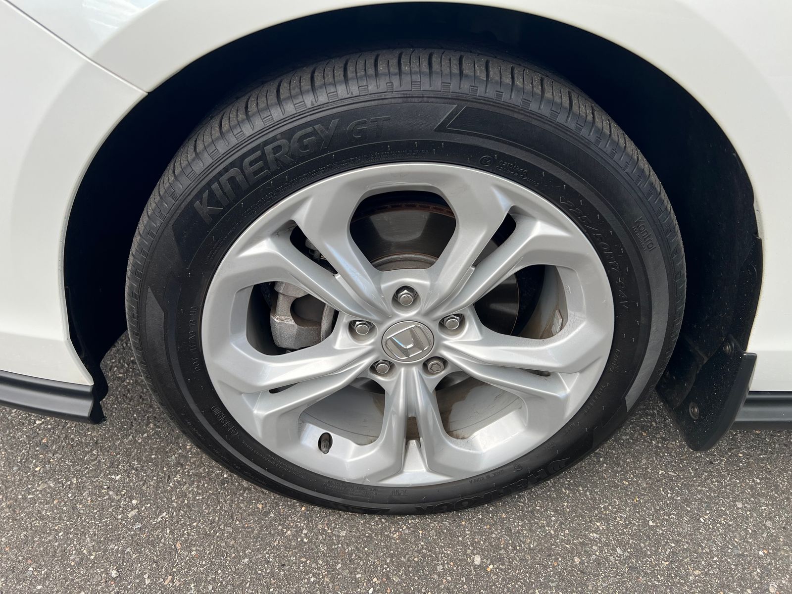 2024 Honda Accord LX FWD