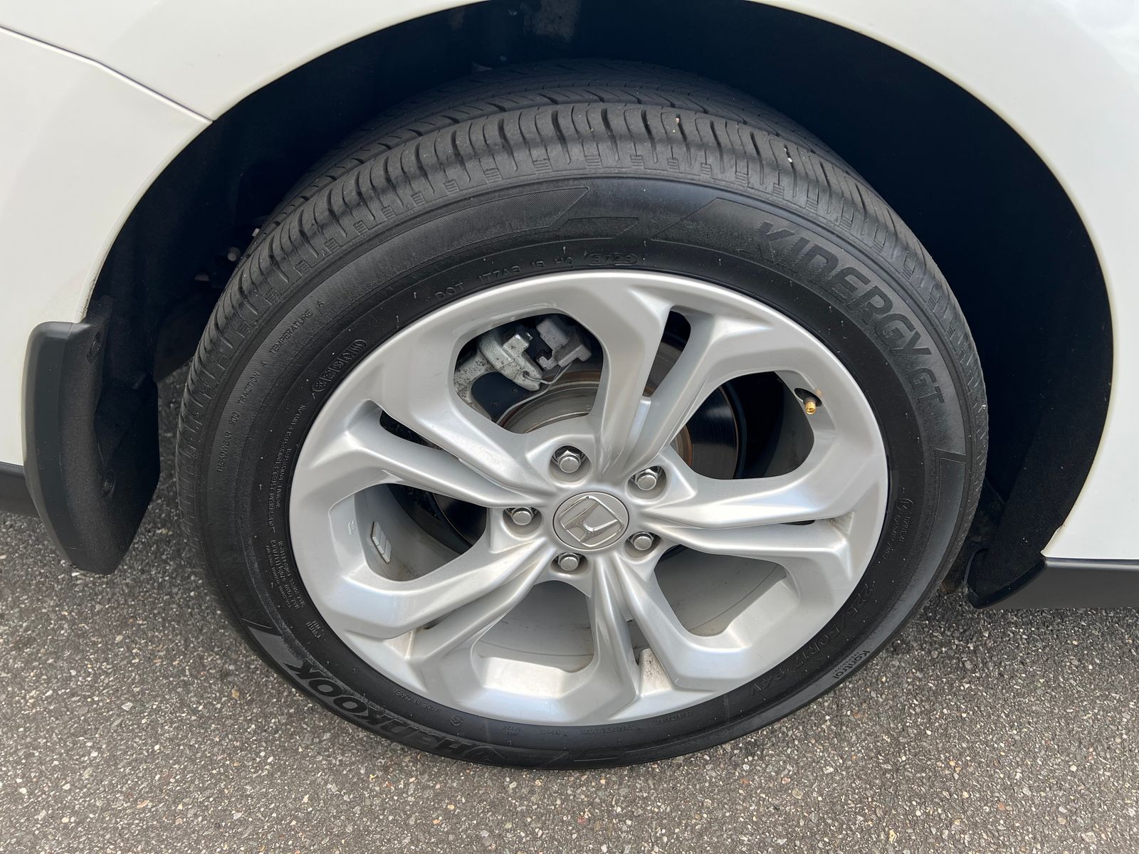 2024 Honda Accord LX FWD