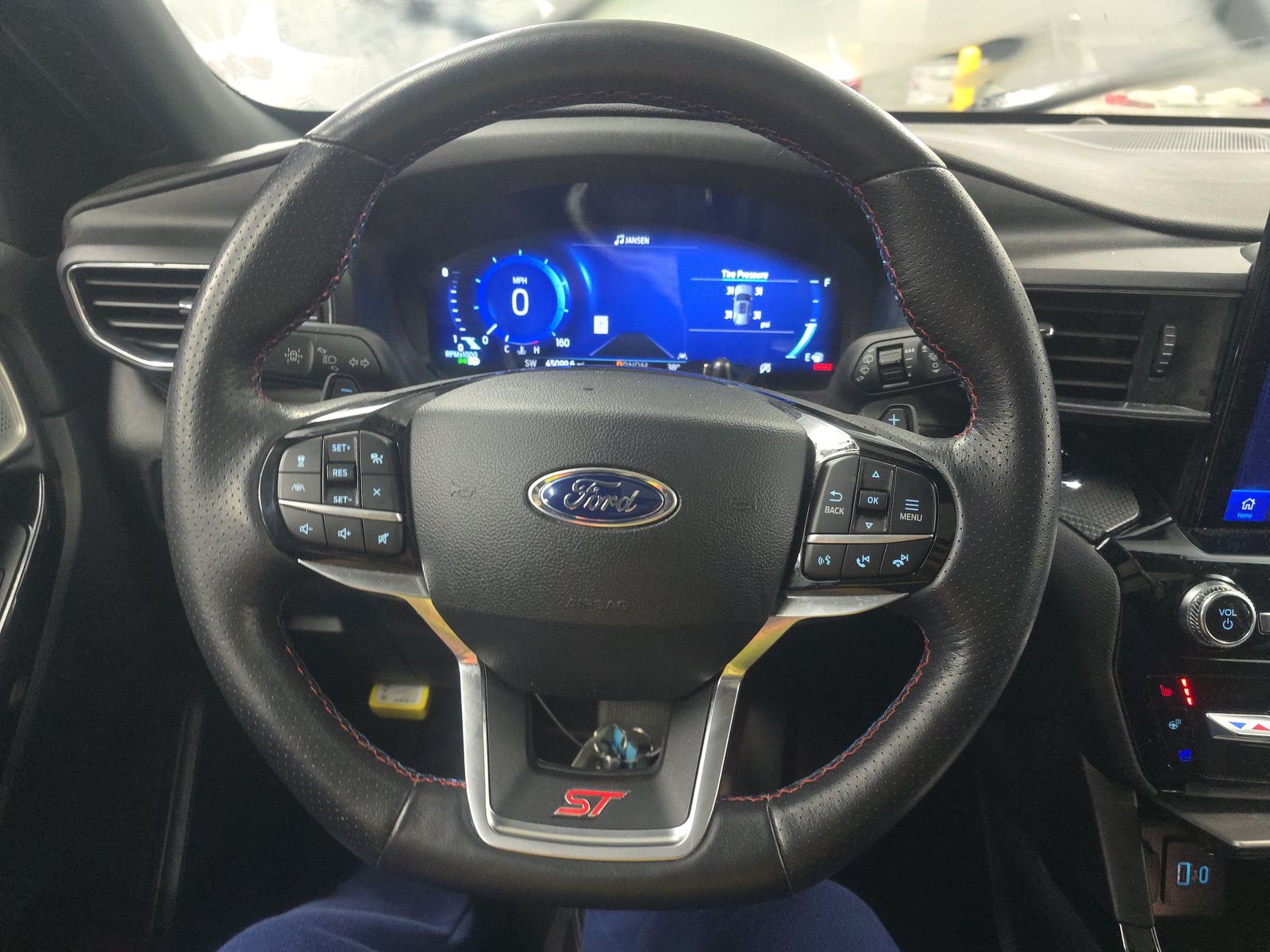 2023 Ford Explorer ST AWD