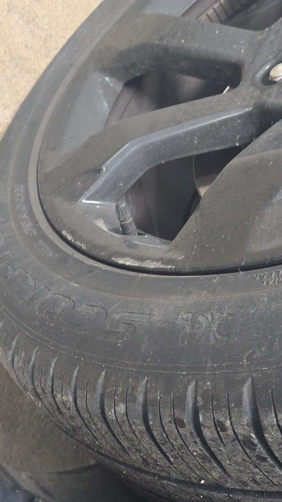 2023 Ford Explorer ST AWD