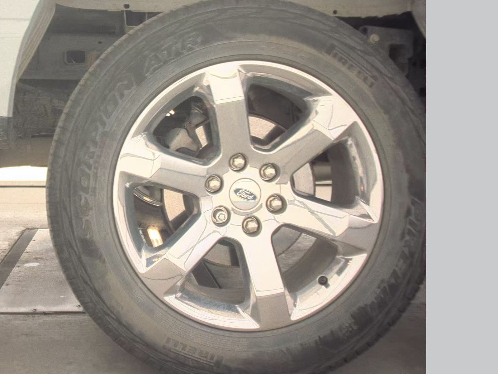 2023 Ford F-150 Lariat AWD