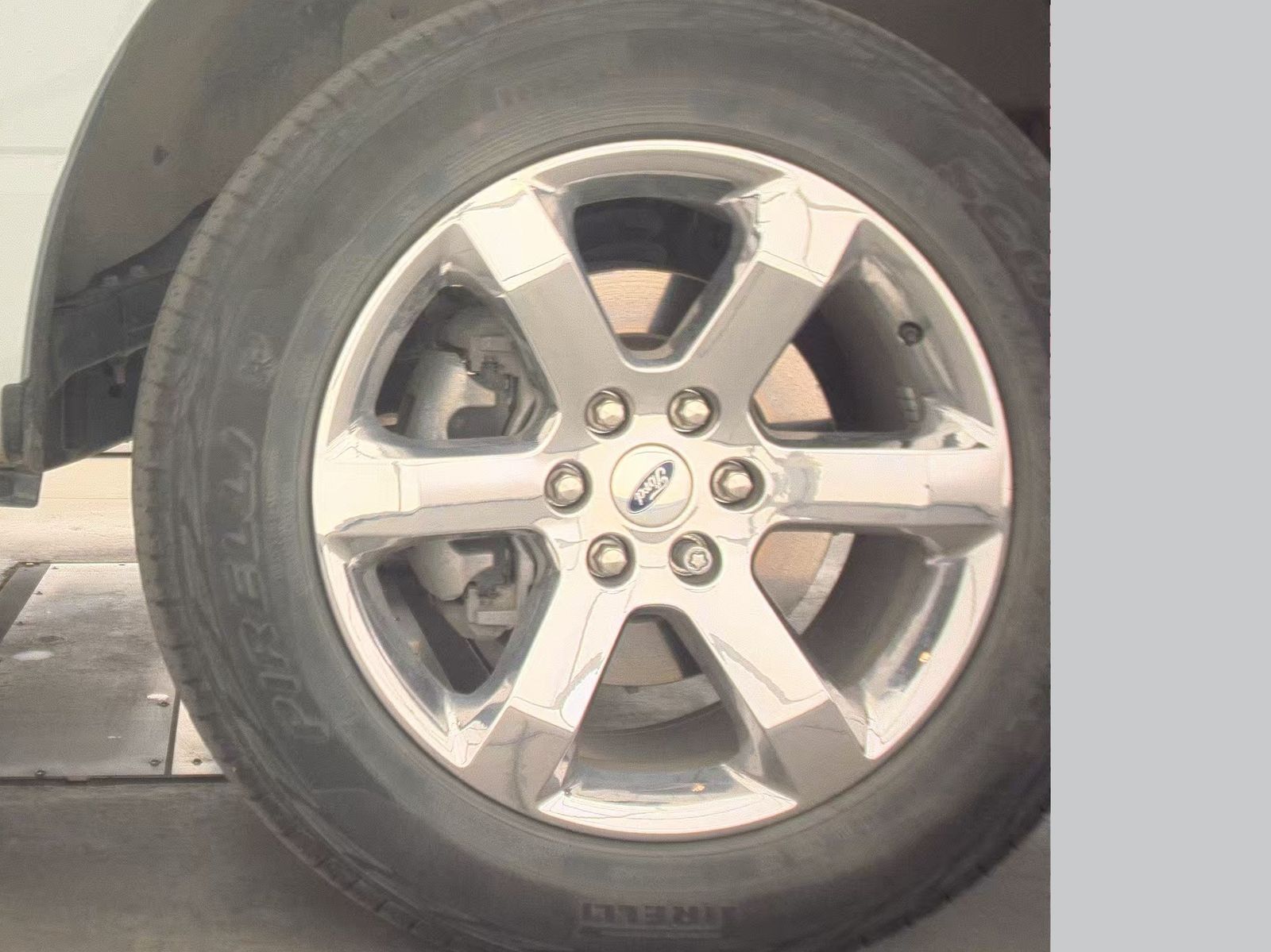 2023 Ford F-150 Lariat AWD