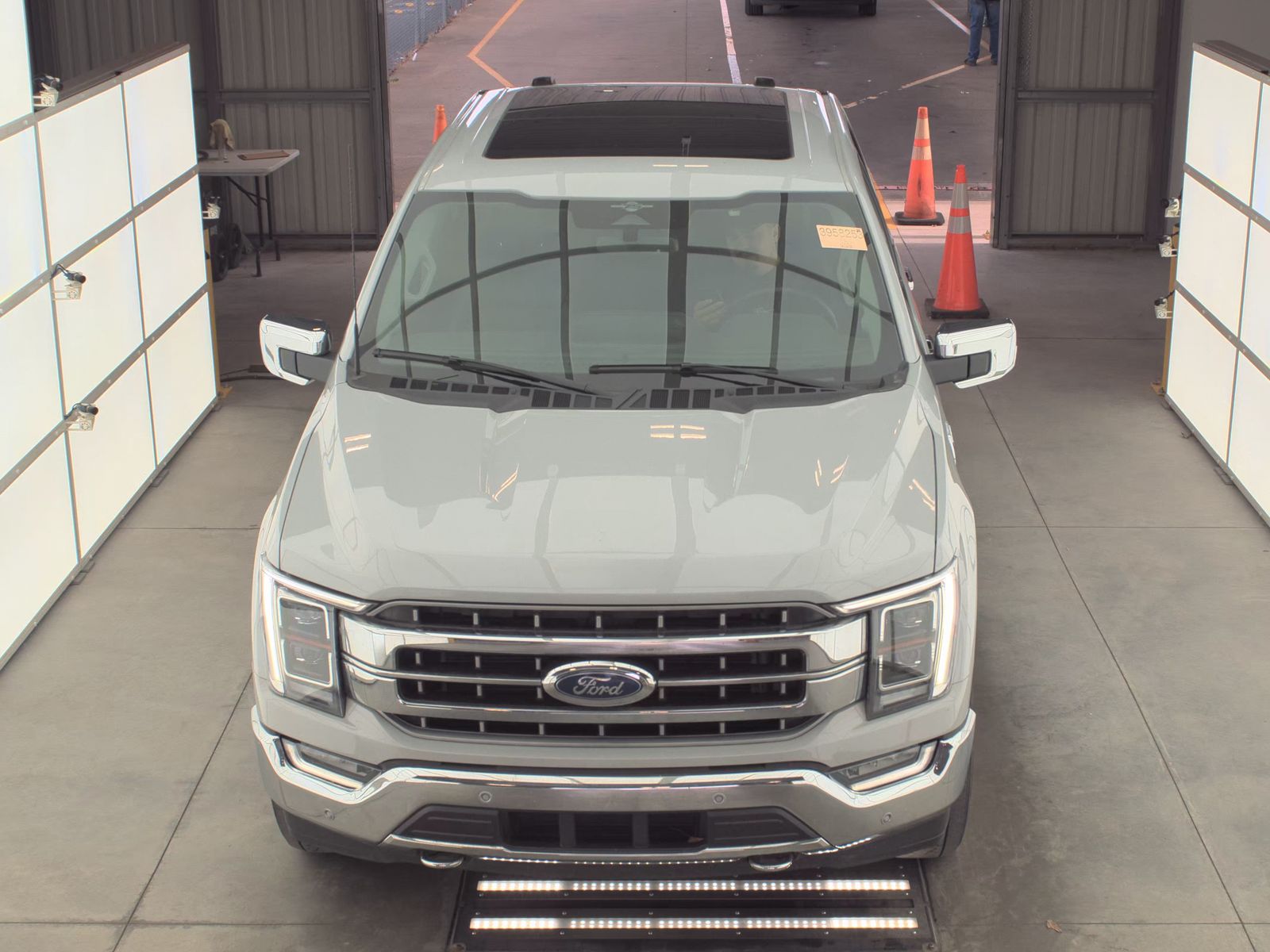 2023 Ford F-150 Lariat AWD