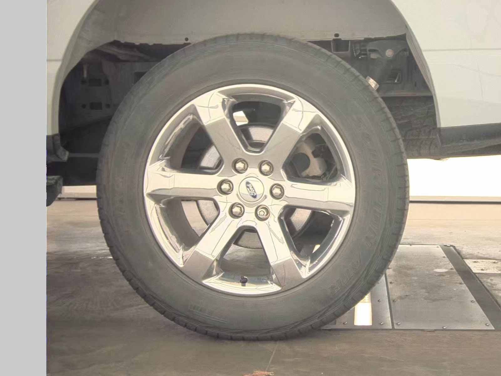 2023 Ford F-150 Lariat AWD