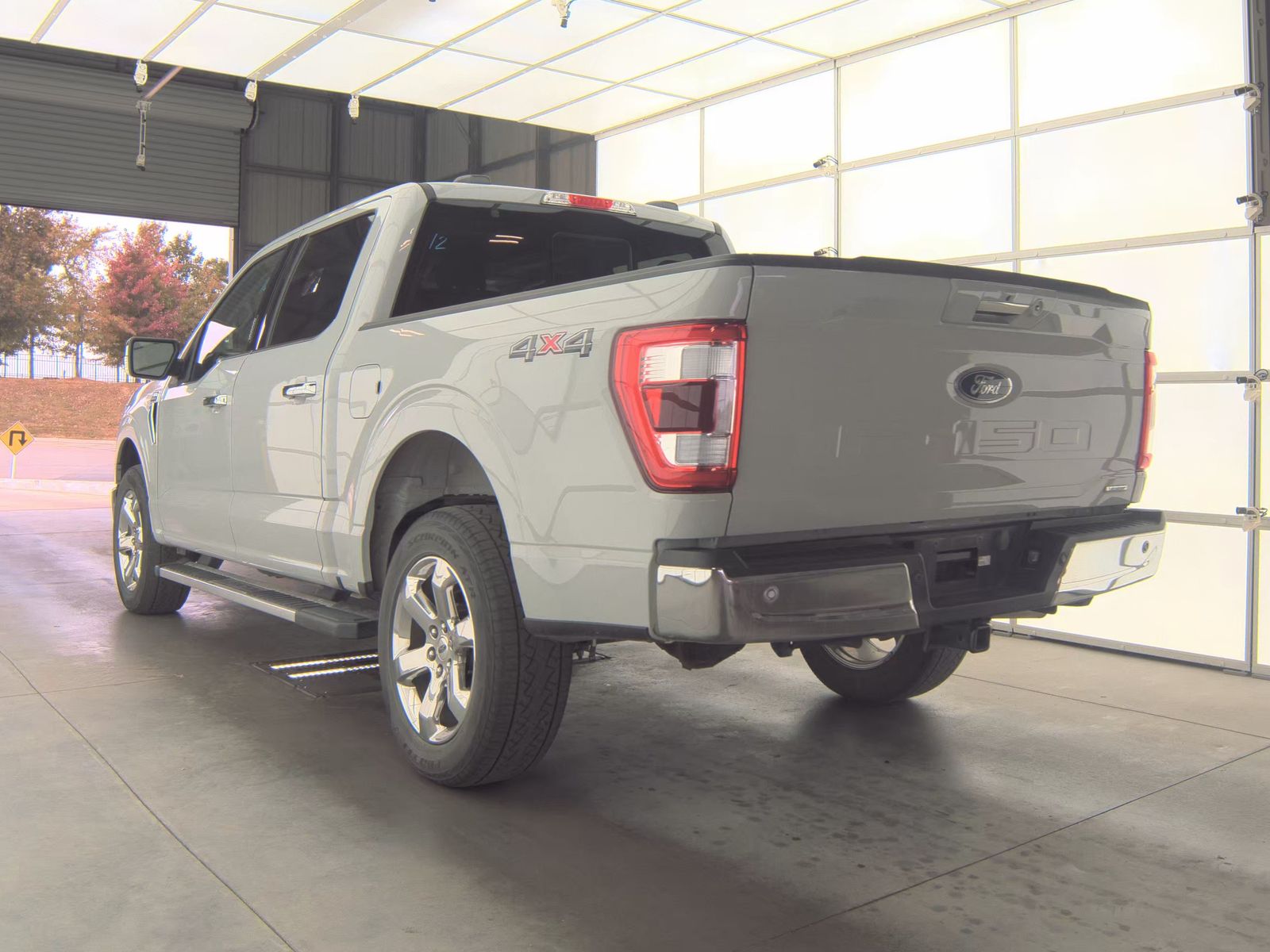 2023 Ford F-150 Lariat AWD