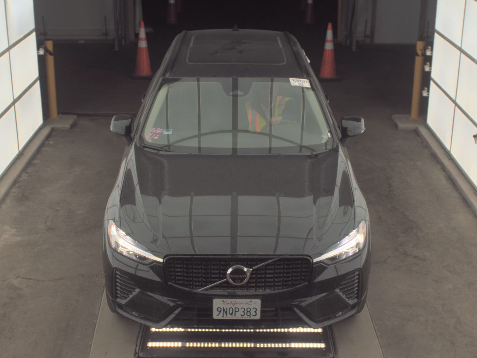 2025 Volvo XC60 B5 Plus AWD