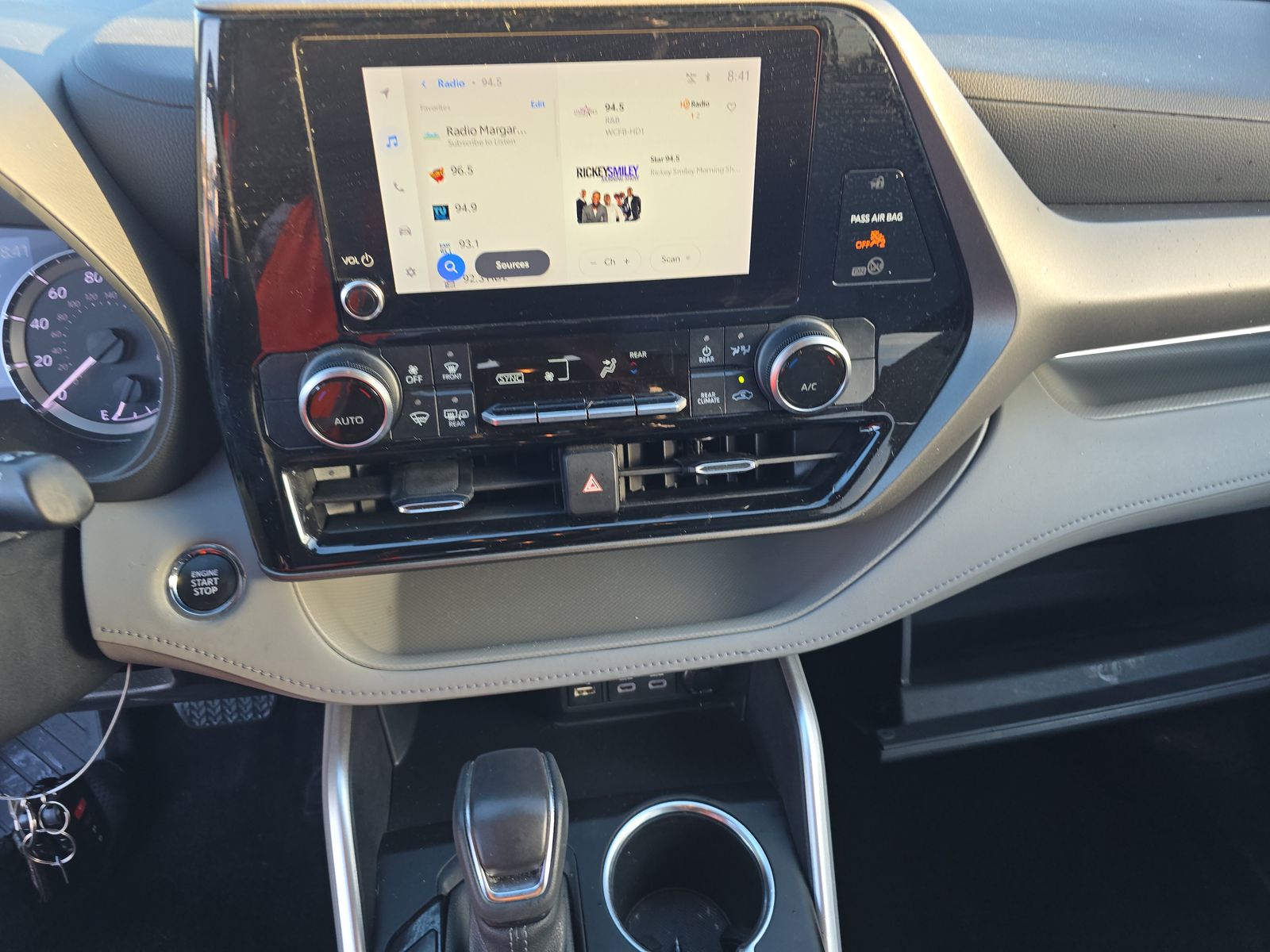 2023 Toyota Highlander LE AWD