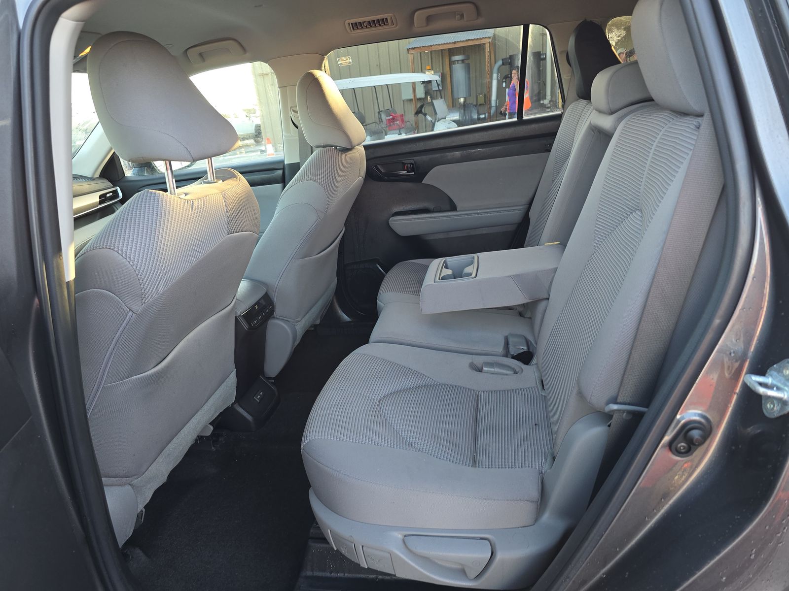 2023 Toyota Highlander LE AWD