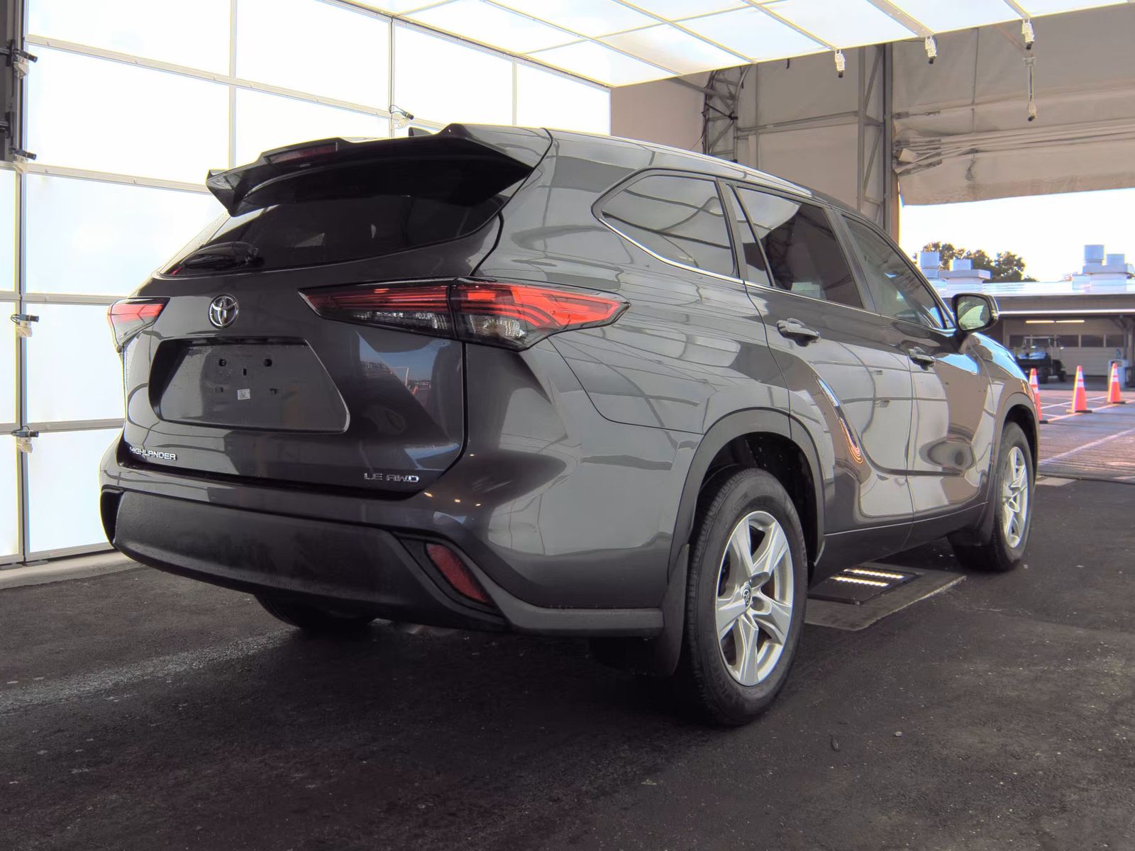 2023 Toyota Highlander LE AWD