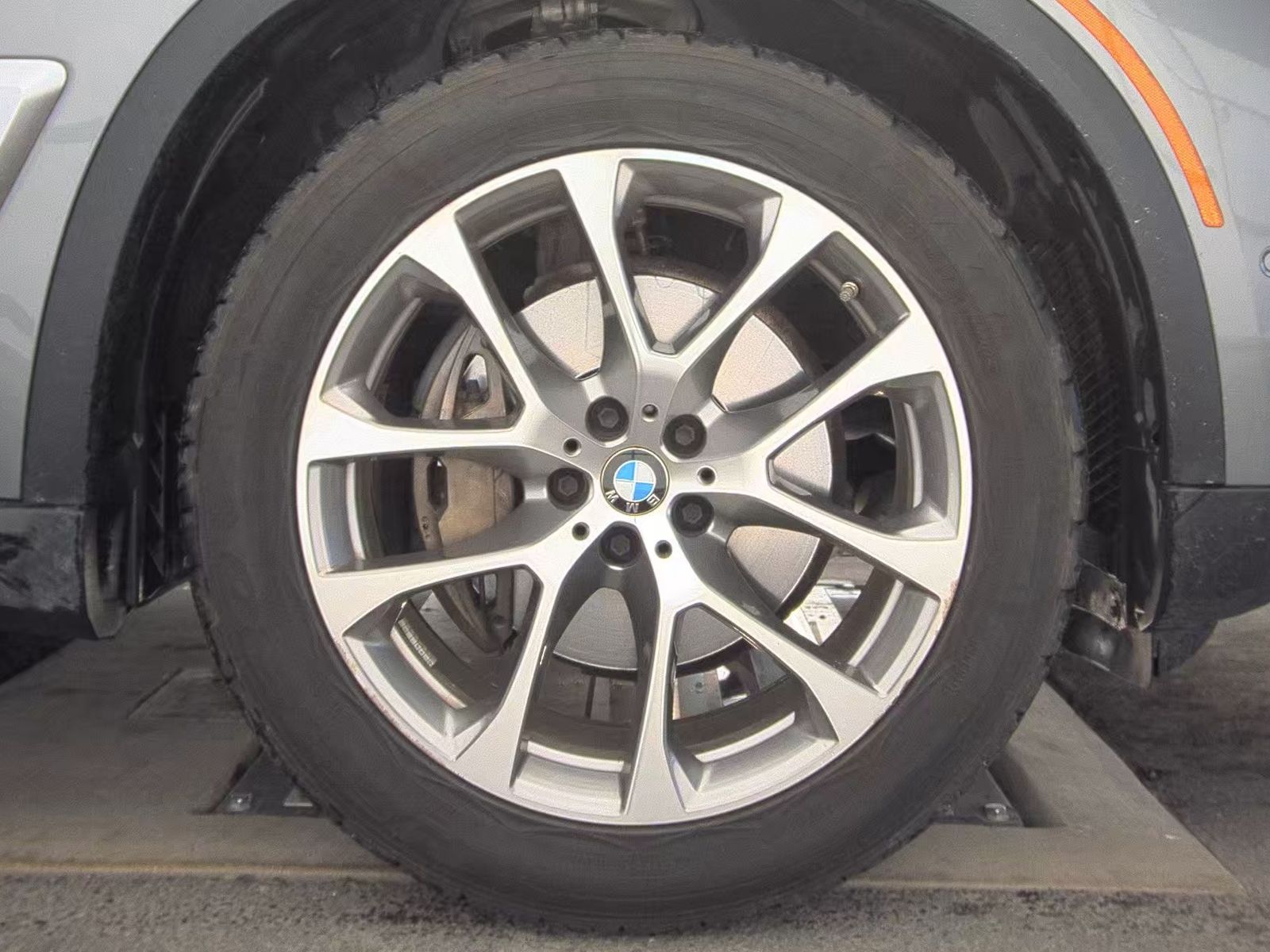 2024 BMW X5 xDrive40i AWD