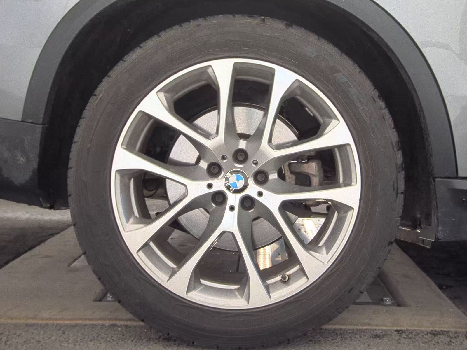 2024 BMW X5 xDrive40i AWD
