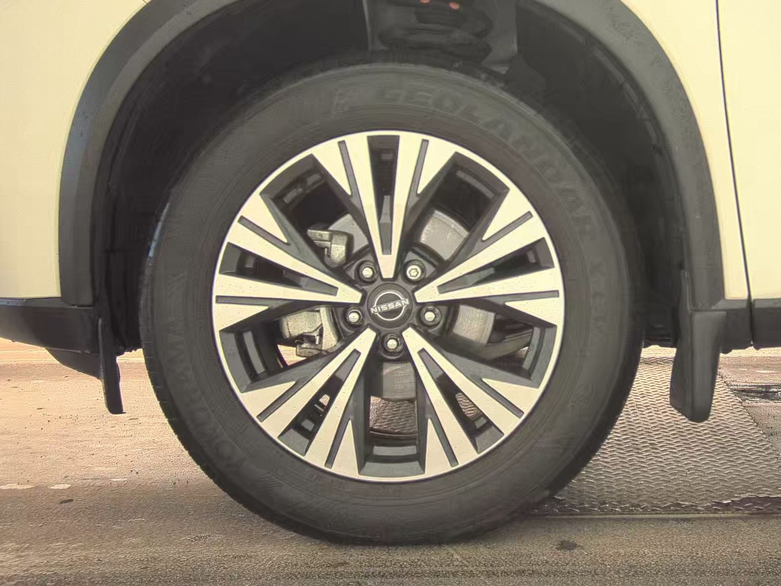 2023 Nissan Rogue SV AWD