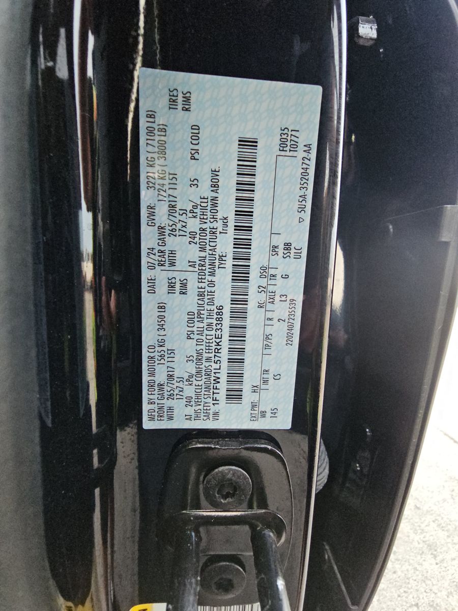 2024 Ford F-150 XL AWD