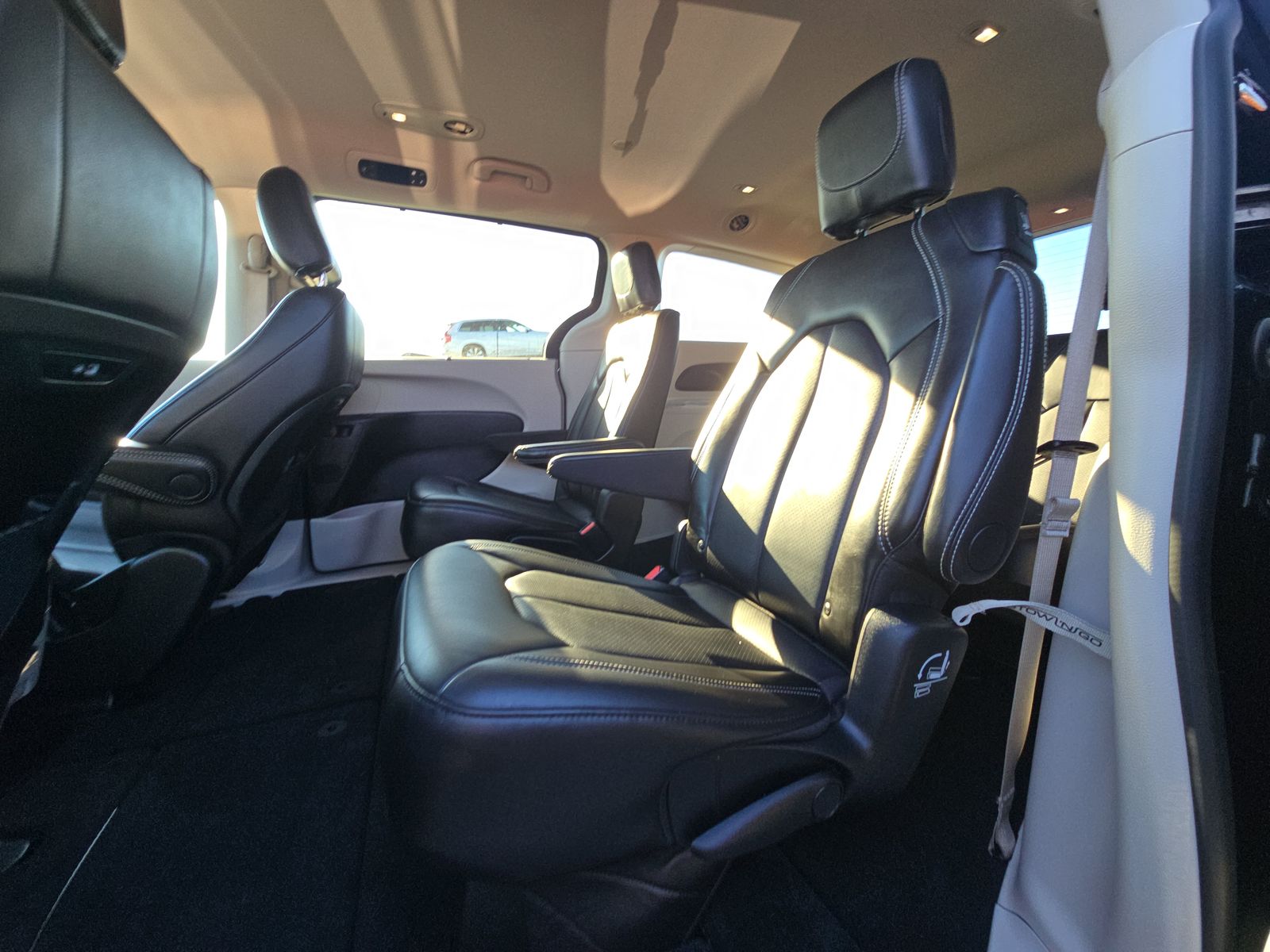 2024 Chrysler Pacifica Touring L FWD