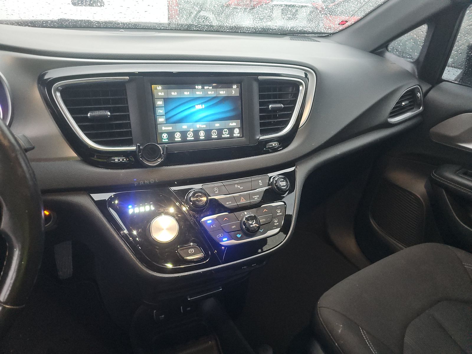 2018 Chrysler Pacifica Touring Plus FWD