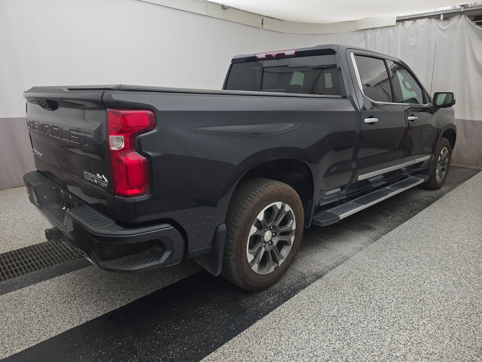 2023 Chevrolet Silverado 1500 High Country AWD