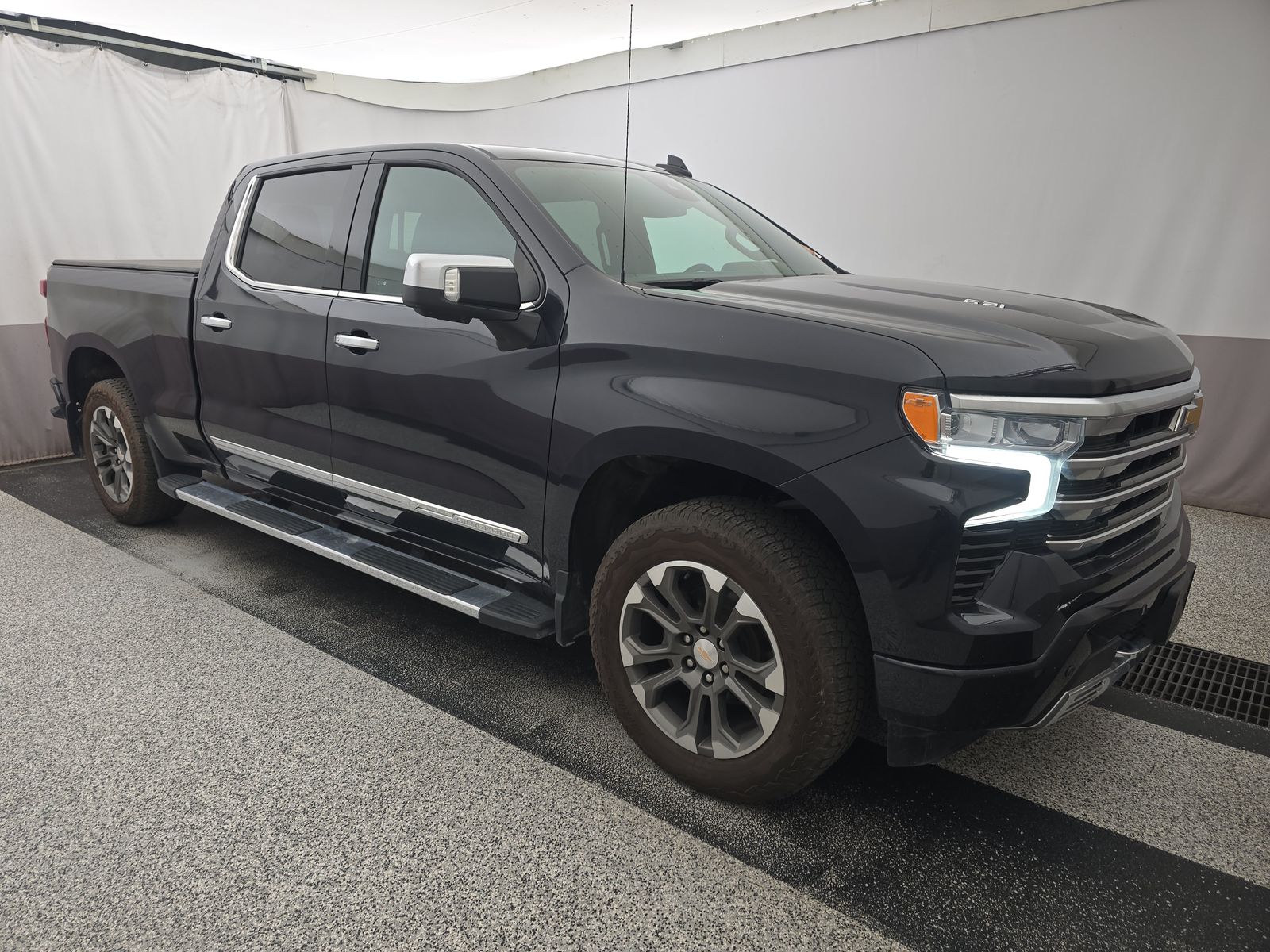 2023 Chevrolet Silverado 1500 High Country AWD