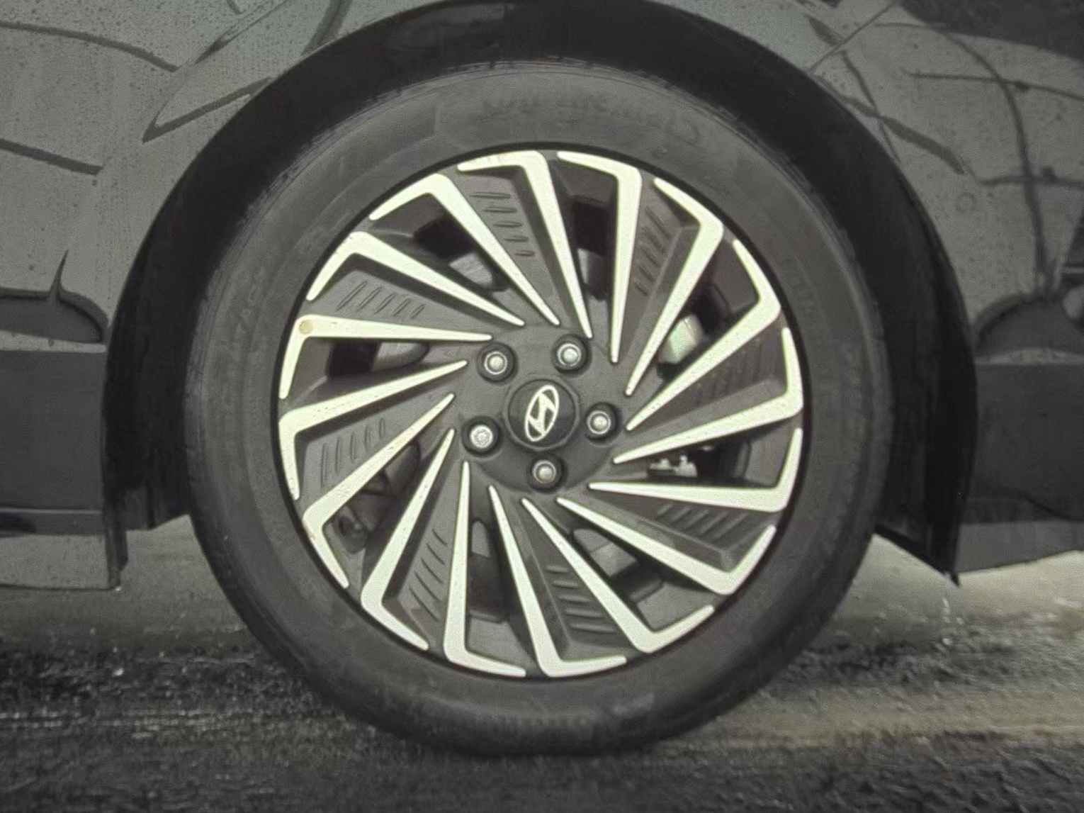 2025 Hyundai Sonata Hybrid Limited FWD