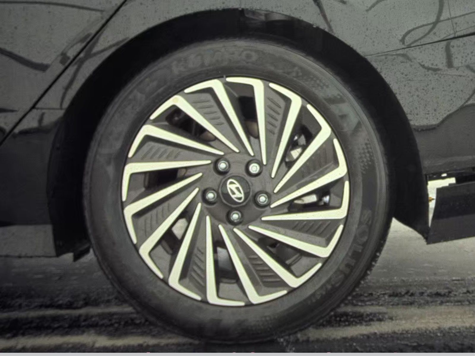 2025 Hyundai Sonata Hybrid Limited FWD