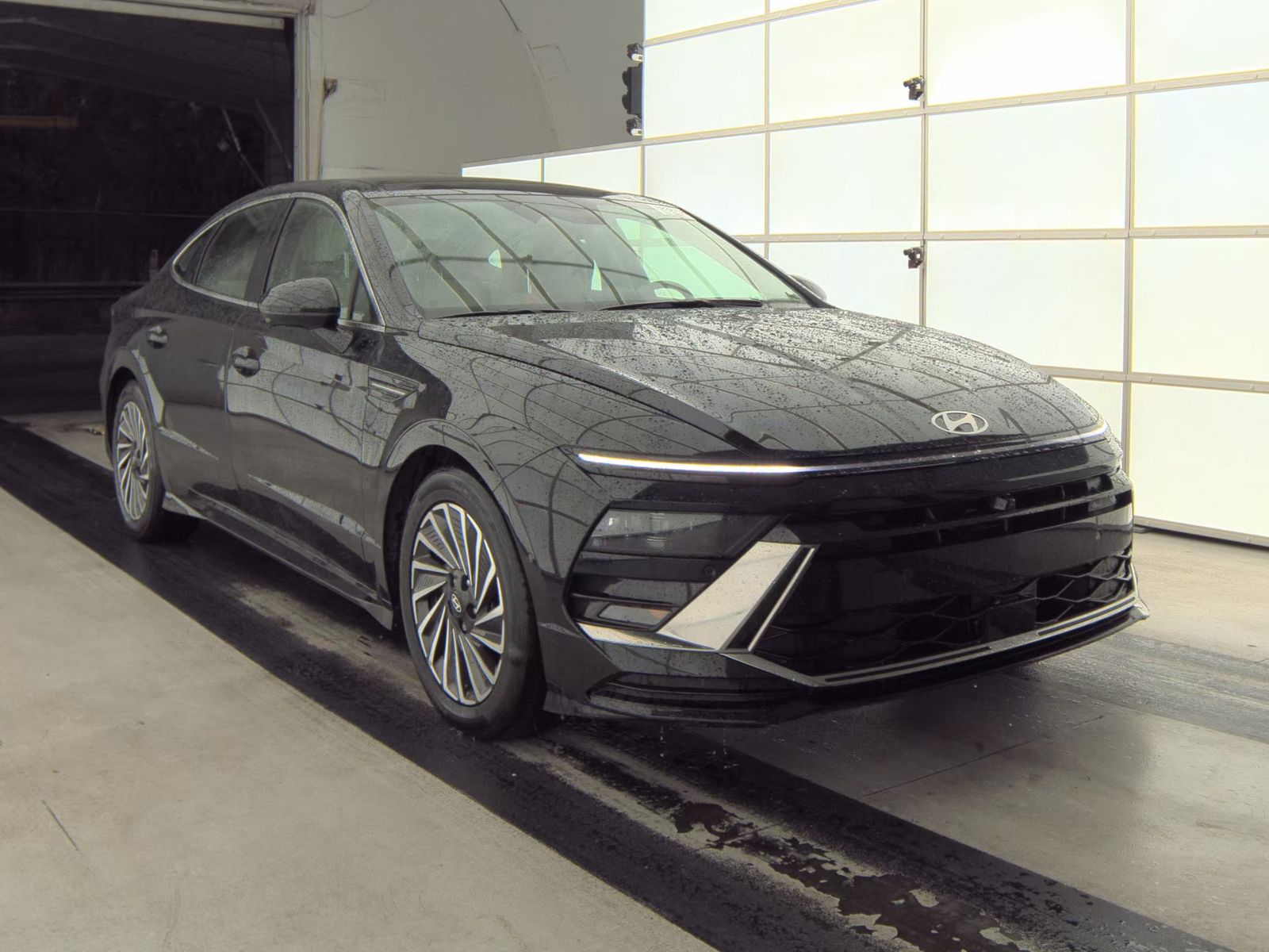 2025 Hyundai Sonata Hybrid Limited FWD