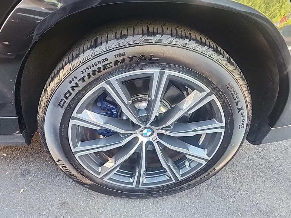 2023 BMW X6 M50i AWD