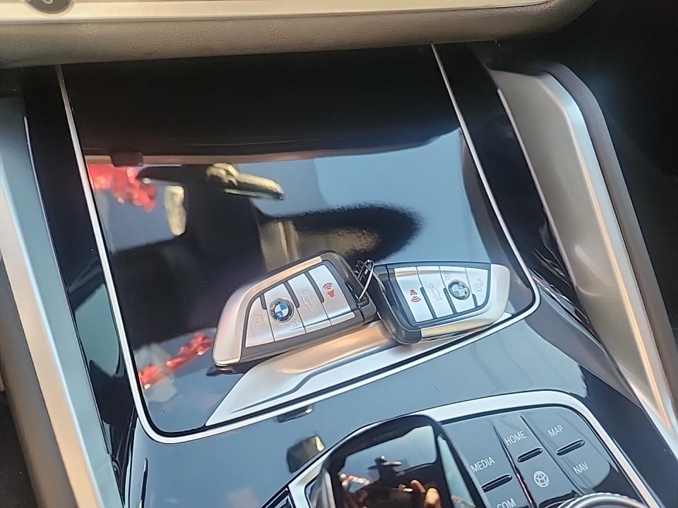 2023 BMW X6 M50i AWD